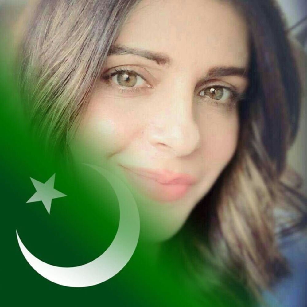 Meet your Posher, Ayesha